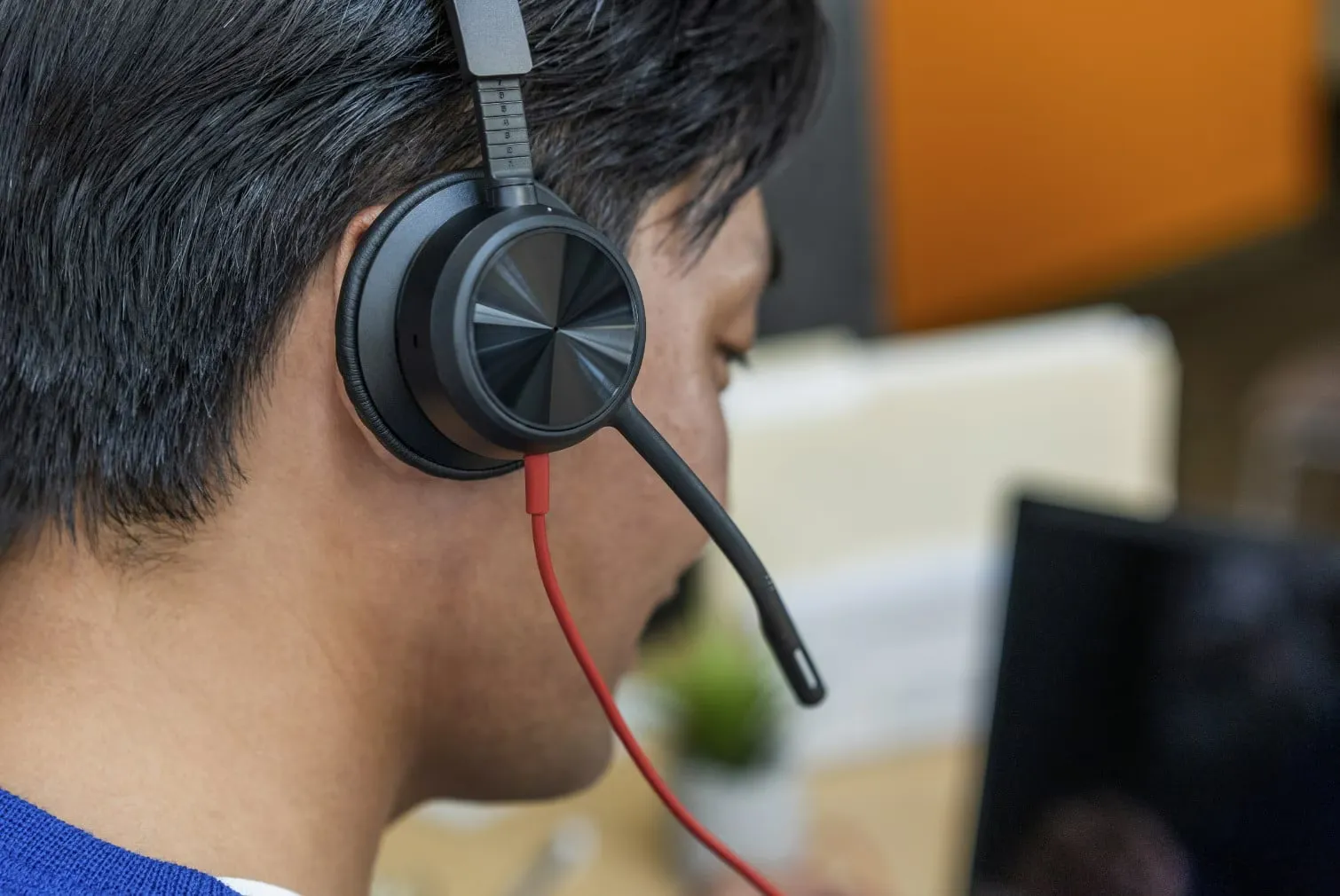 Contact start Headsets